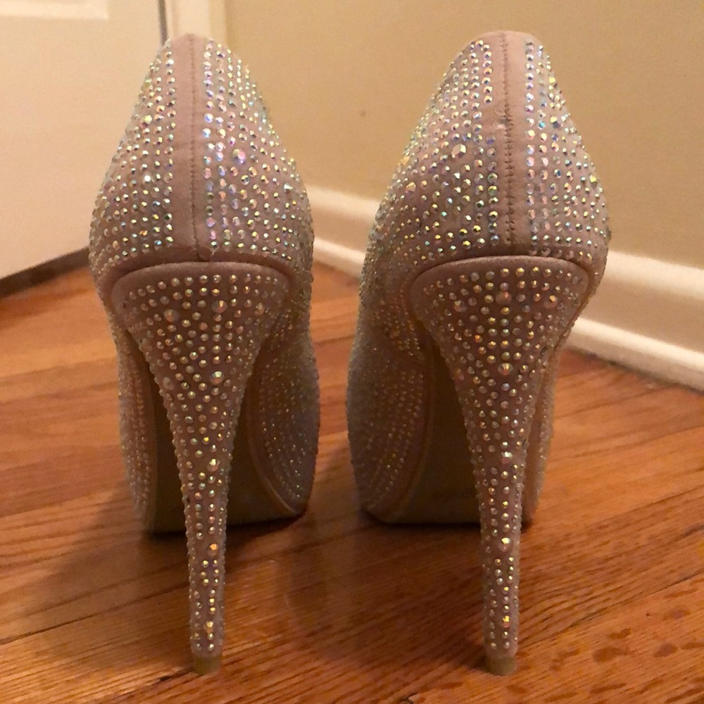 KISS MY KOUTURE, Nude Rhinestone Pumps - Picture 3 of 6